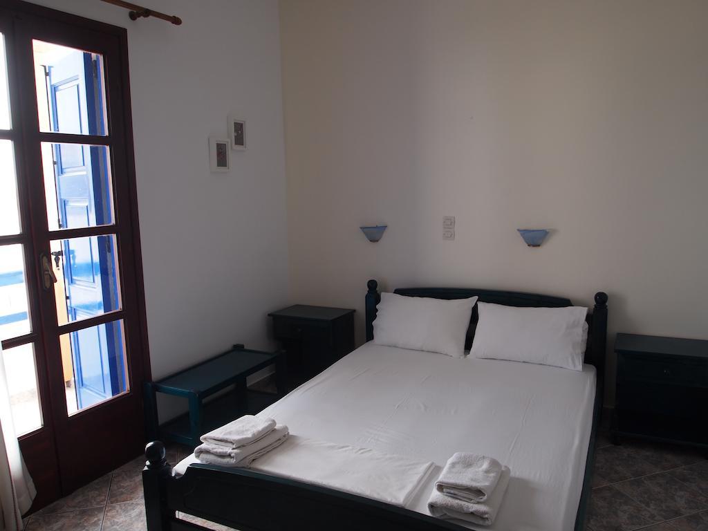 To Petrino Hotel Koufonisia Стая снимка